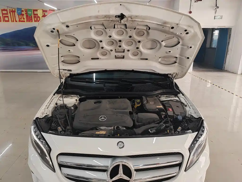 Mercedes-Benz GLA 2016 GLA 200 Fashion Model купить на сайте DeffCars