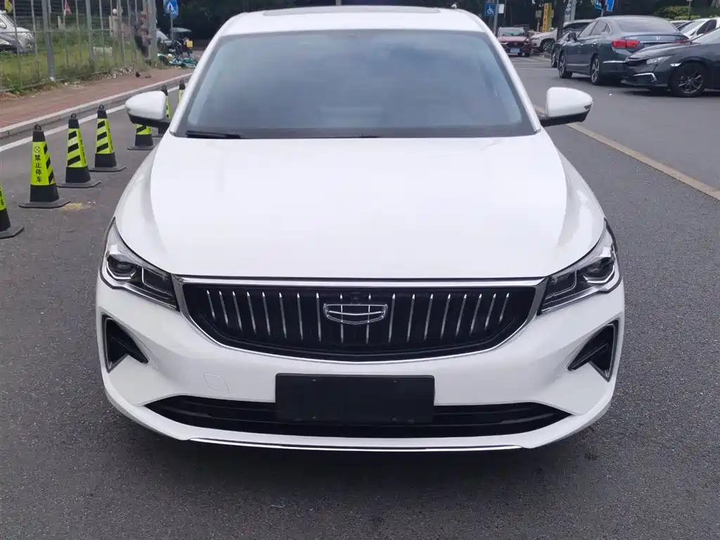 Emgrand 2022 4th generation 1.5L CVT premium model купить на сайте DeffCars