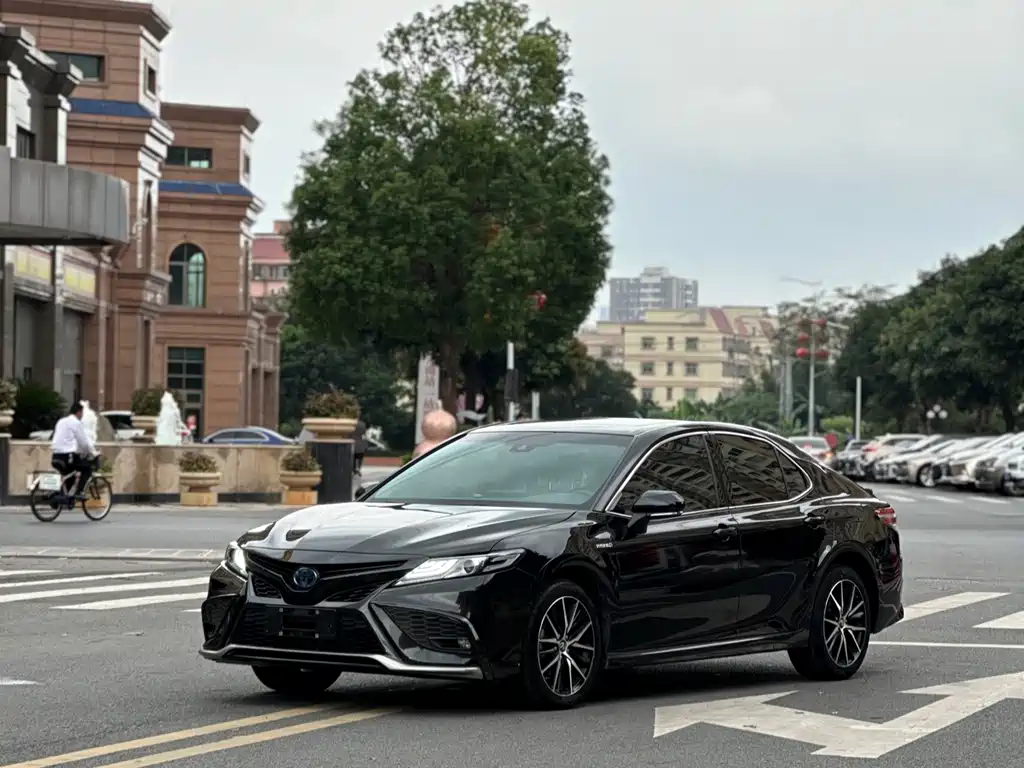 Camry 2021 Dual Engine 2.5HS Advanced Edition купить на сайте DeffCars