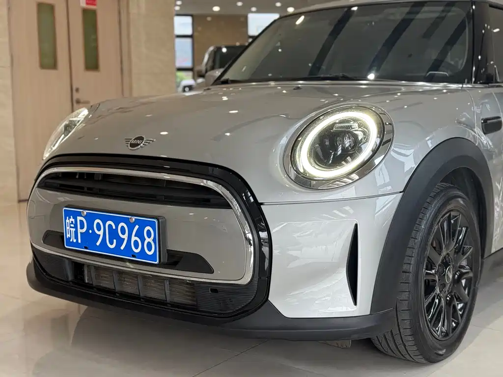 MINI 2023 1.5T ONE купить на сайте DeffCars