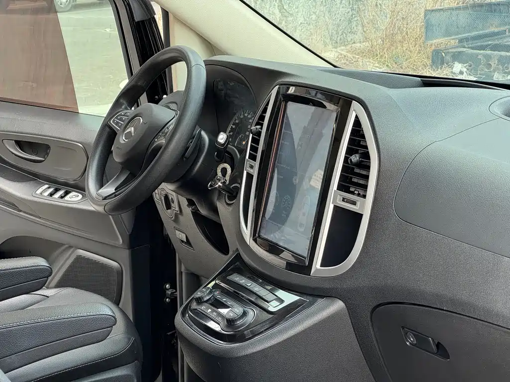 Vito 2018 2.0T Business Edition National VI купить на сайте DeffCars