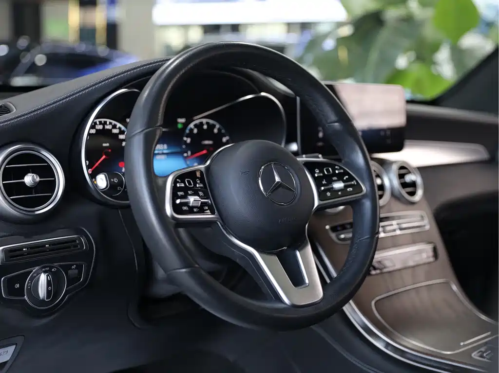 Mercedes-Benz GLC 2020 GLC 260 L 4MATIC luxury model купить на сайте DeffCars