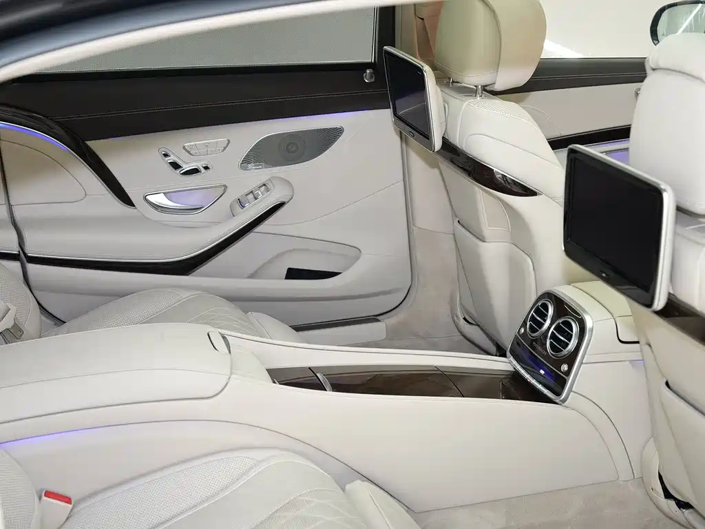 Maybach S-Class 2017 S 500 4MATIC купить на сайте DeffCars