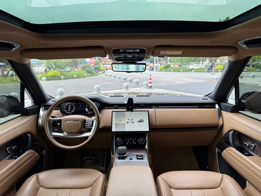 Range Rover 2023 3.0 L6 400PS Genesis Extended Edition купить на сайте DeffCars