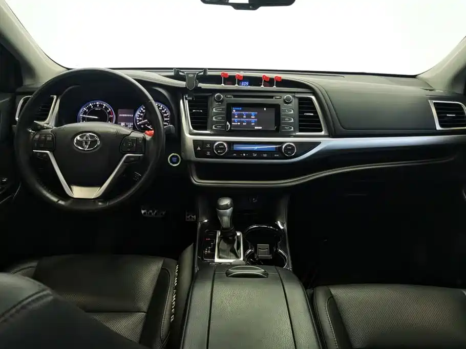 Highlander 2017 2.0T four-wheel drive luxury version 7 seats купить на сайте DeffCars