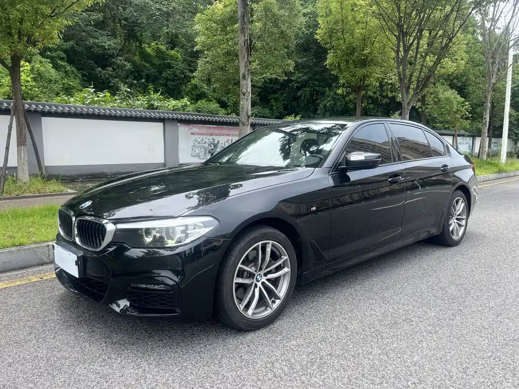 BMW 5 Series 2019 525Li M Sports Package купить на сайте DeffCars