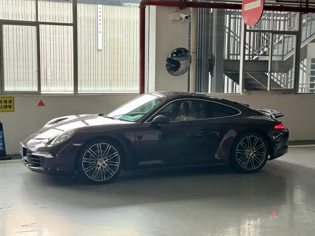 Porsche 911 2013 Carrera 4 3.4L купить на сайте DeffCars