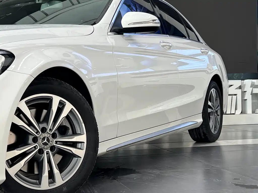 Mercedes-Benz C-Class 2018 C 200 L Sports Edition купить на сайте DeffCars