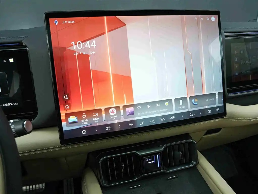 Leopard 8 2025 Zhiyong flagship version 6 seats купить на сайте DeffCars