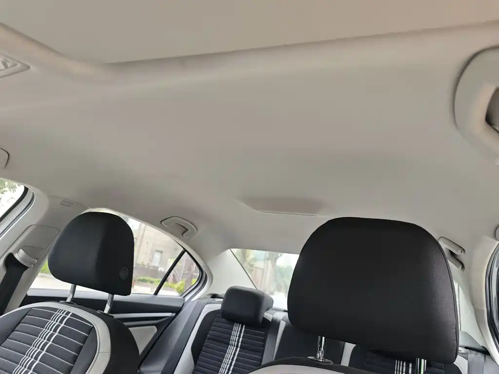 Bora 2023 200TSI DSG Yuexing Edition купить на сайте DeffCars