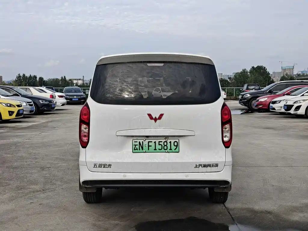 Wuling Hongguang New Energy 2025 Extended Range Hybrid 50KM Comfort Type купить на сайте DeffCars