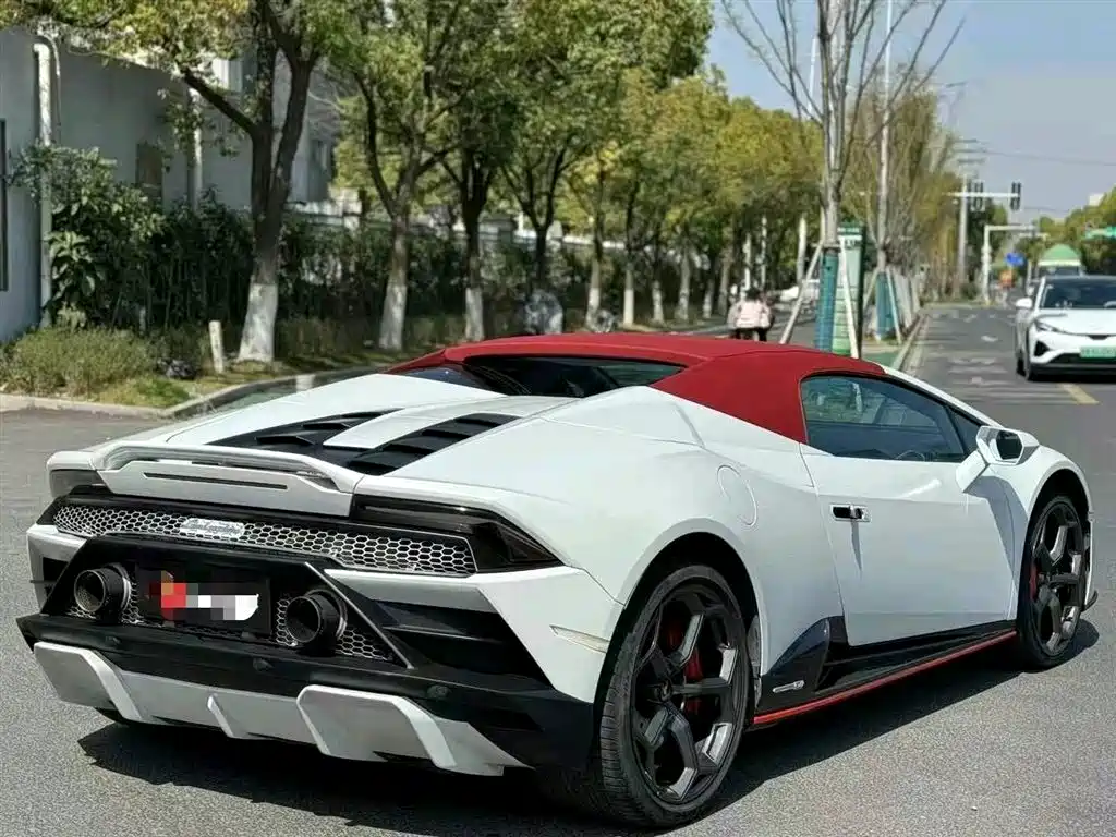 Huracán 2020 Huracán EVO RWD Spyder купить на сайте DeffCars