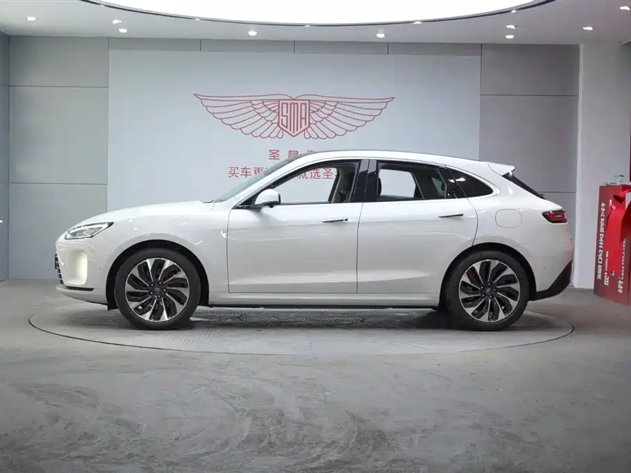 Wenjie M5 2022 extended range four-wheel drive performance version купить на сайте DeffCars