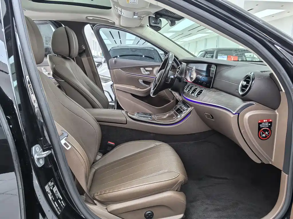 Mercedes-Benz E-Class 2023 E 300 L Luxury Model купить на сайте DeffCars