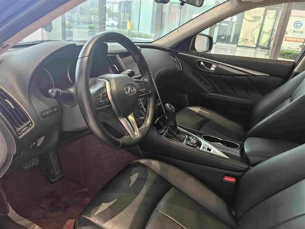 Infiniti Q50L 2018 2.0T Comfort Edition National V купить на сайте DeffCars