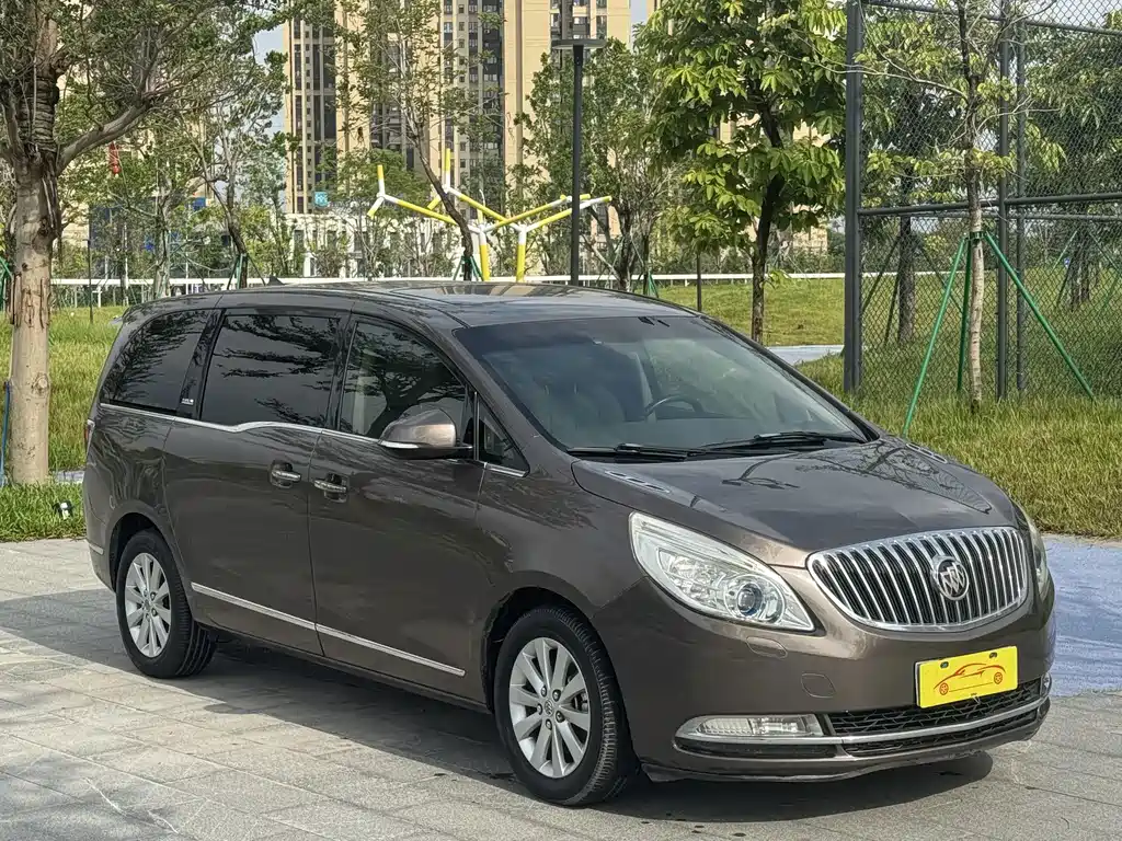 Buick GL8 2013 2.4L LT luxury business executive version купить на сайте DeffCars