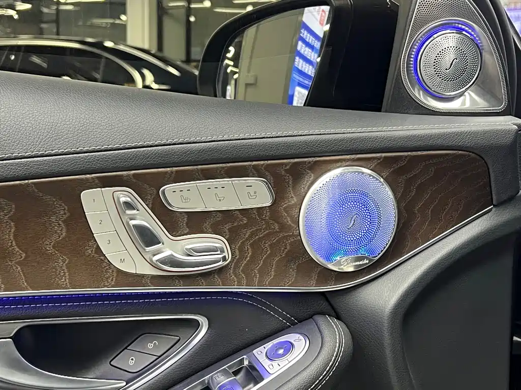 Mercedes-Benz GLC 2020 facelift GLC 300 L 4MATIC dynamic купить на сайте DeffCars