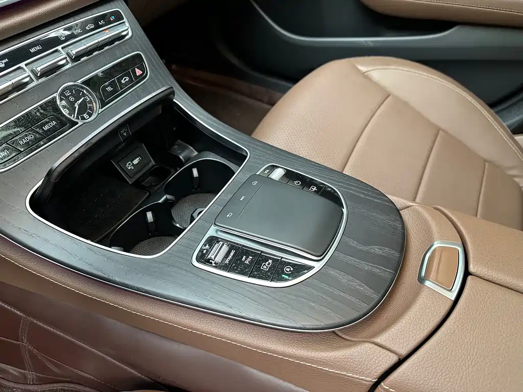 Mercedes-Benz E-Class 2020 E 300 L Sports Luxury купить на сайте DeffCars