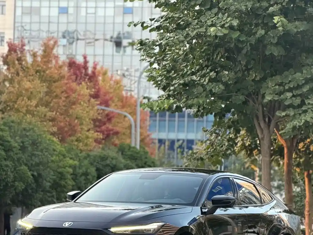 Changan UNI-V 2022 1.5T sports version купить на сайте DeffCars