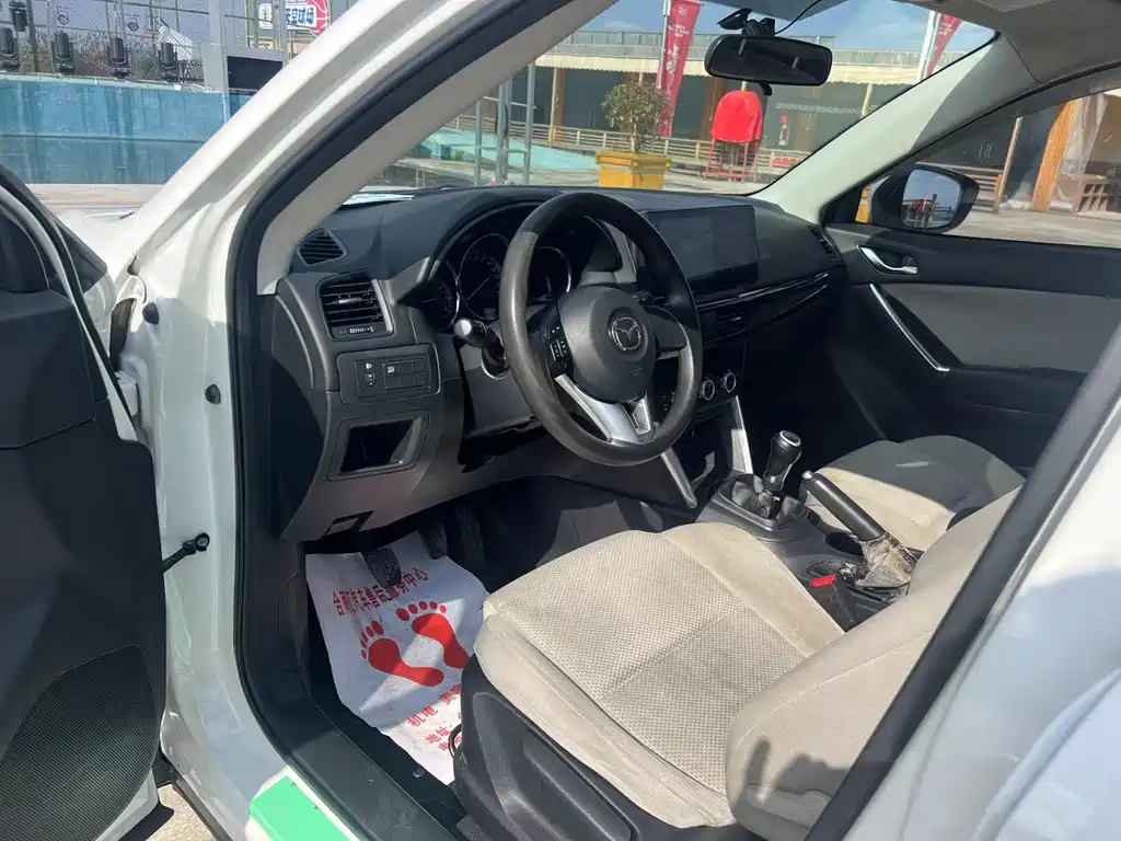 Mazda CX-5 2015 2.0L manual two-wheel drive comfort model купить на сайте DeffCars
