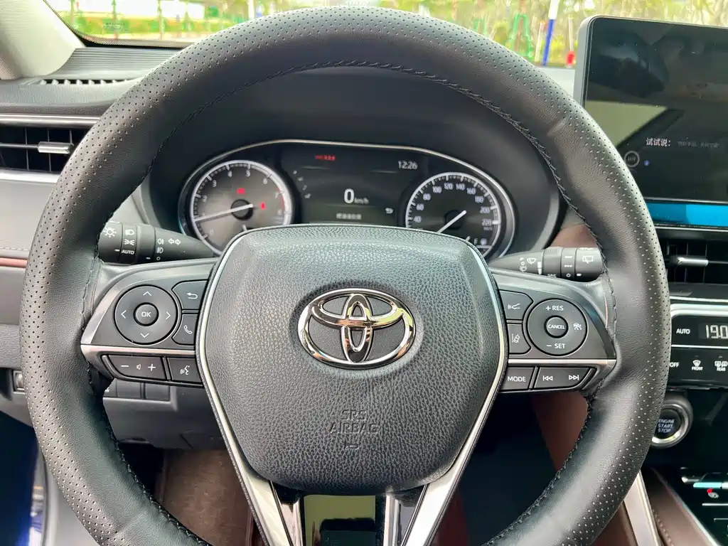 Lingfang HARRIER 2022 2.0L CVT two-wheel drive exclusive version купить на сайте DeffCars