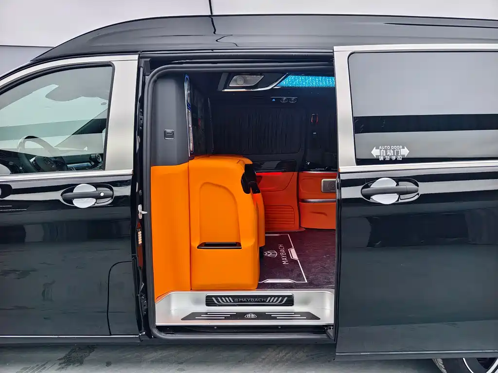 Vito 2024 2.0T Business Edition 7 seats купить на сайте DeffCars