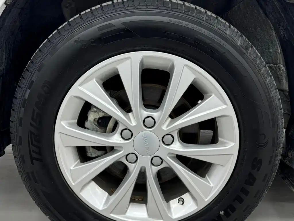 Haval M6 2021 PLUS 1.5T DCT luxury smart connected model купить на сайте DeffCars