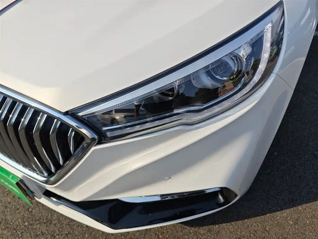 Hongqi H5 2020 1.8T Automatic Intelligent Connected Flag Edition купить на сайте DeffCars