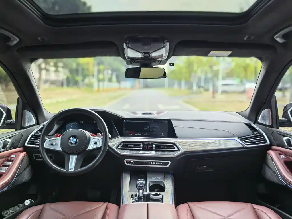 BMW X5 2022 facelift xDrive 40Li M sports package купить на сайте DeffCars