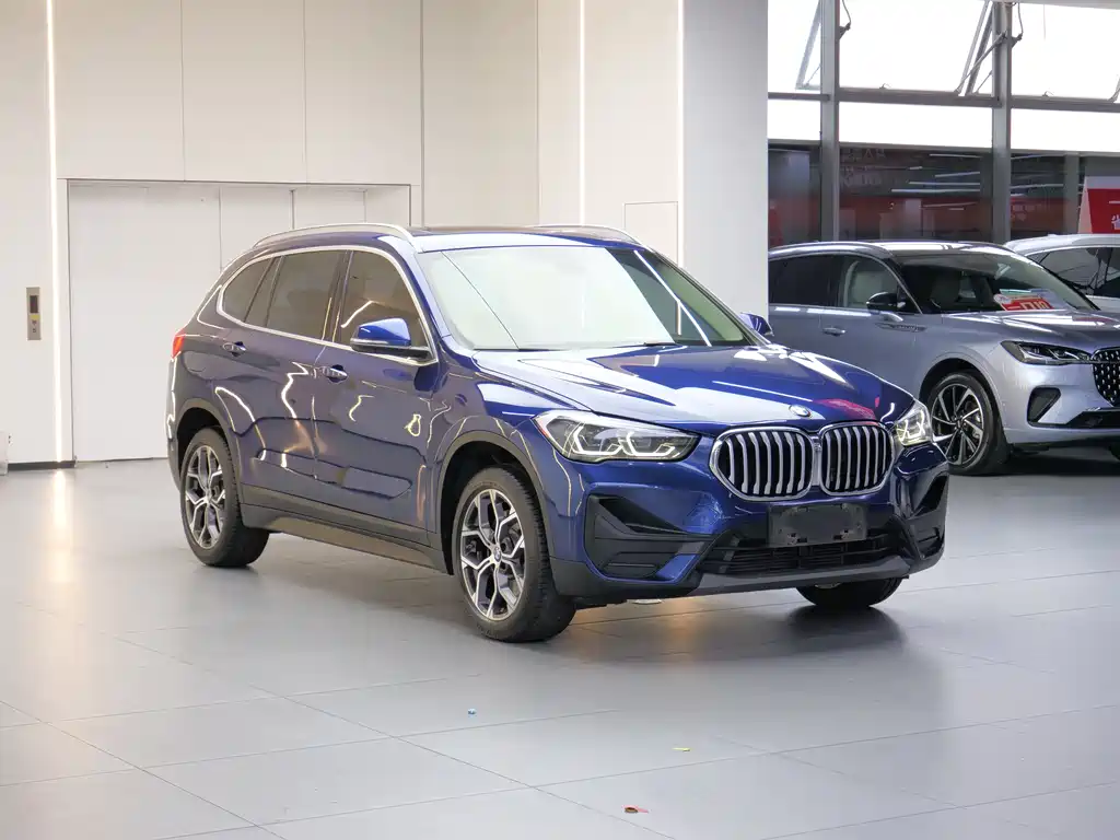 BMW X1 2020 sDrive25Li Leading Model купить на сайте DeffCars