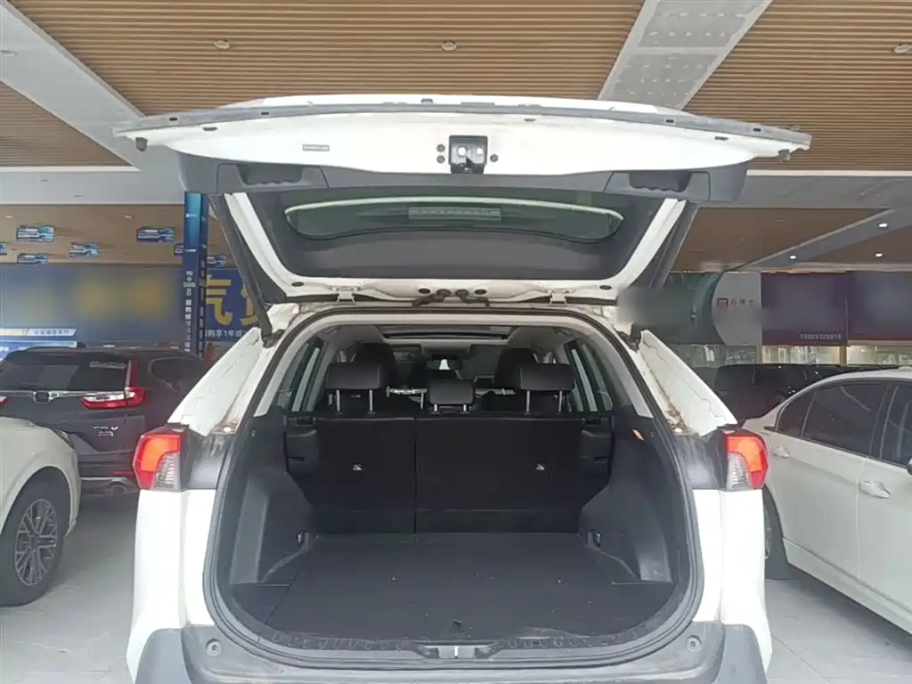 RAV4 Rongfang 2020 2.0L CVT two-wheel drive premium version купить на сайте DeffCars