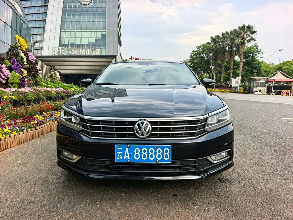 Passat 2017 280TSI DSG Premium Edition купить на сайте DeffCars