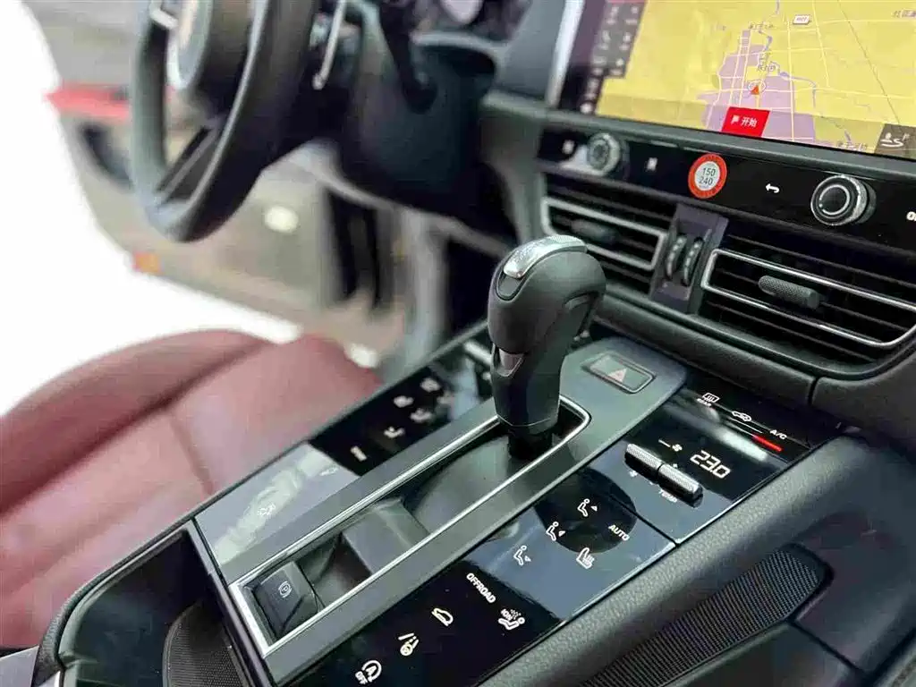 Macan 2023 Macan 2.0T купить на сайте DeffCars