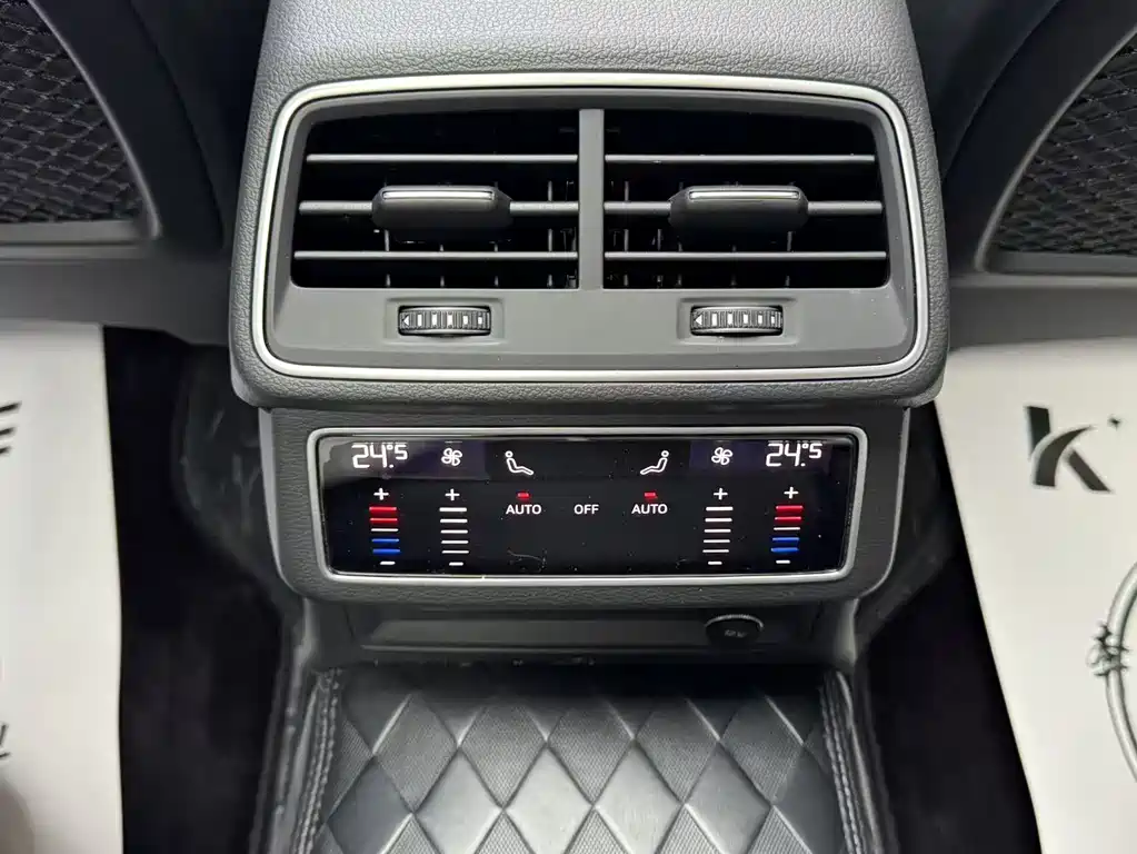 Audi A6L 2025 45 TFSI Premium Dynamic Model купить на сайте DeffCars