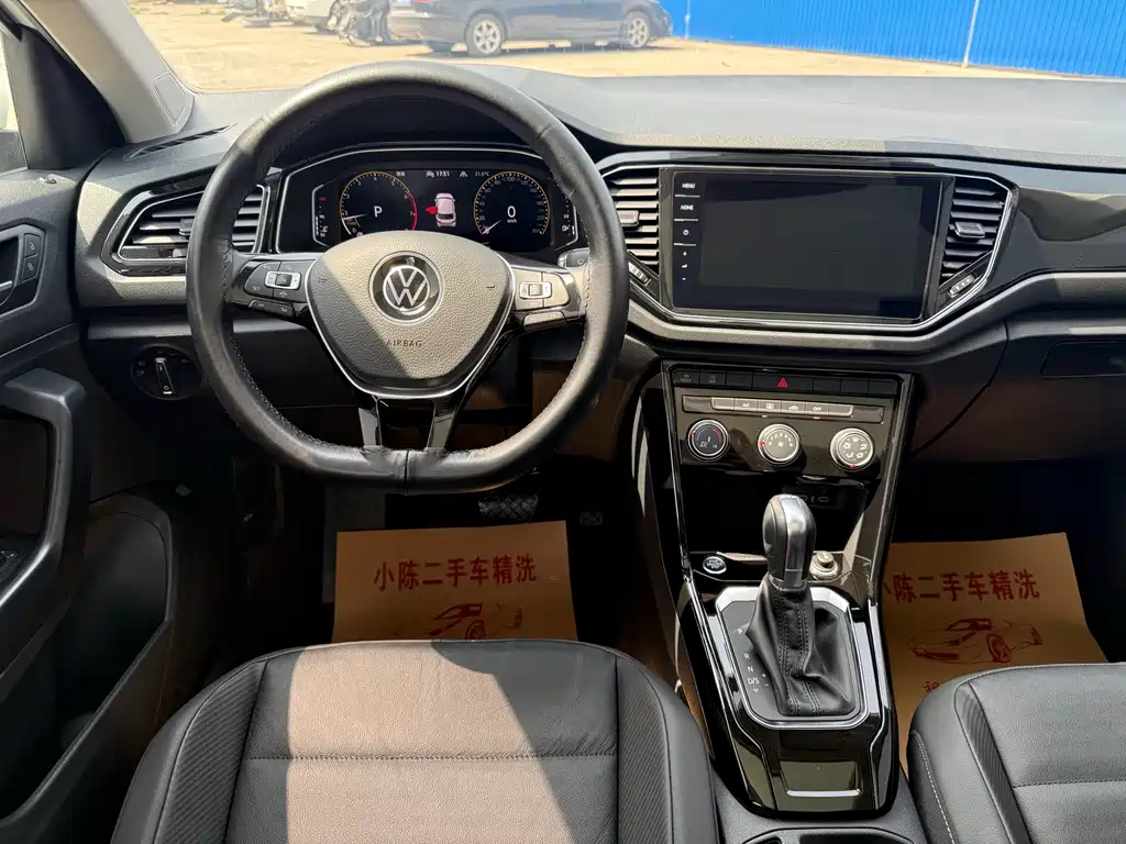 T-ROC 2021 facelift 280TSI DSG two-wheel drive comfortable intelligent connected version купить на сайте DeffCars