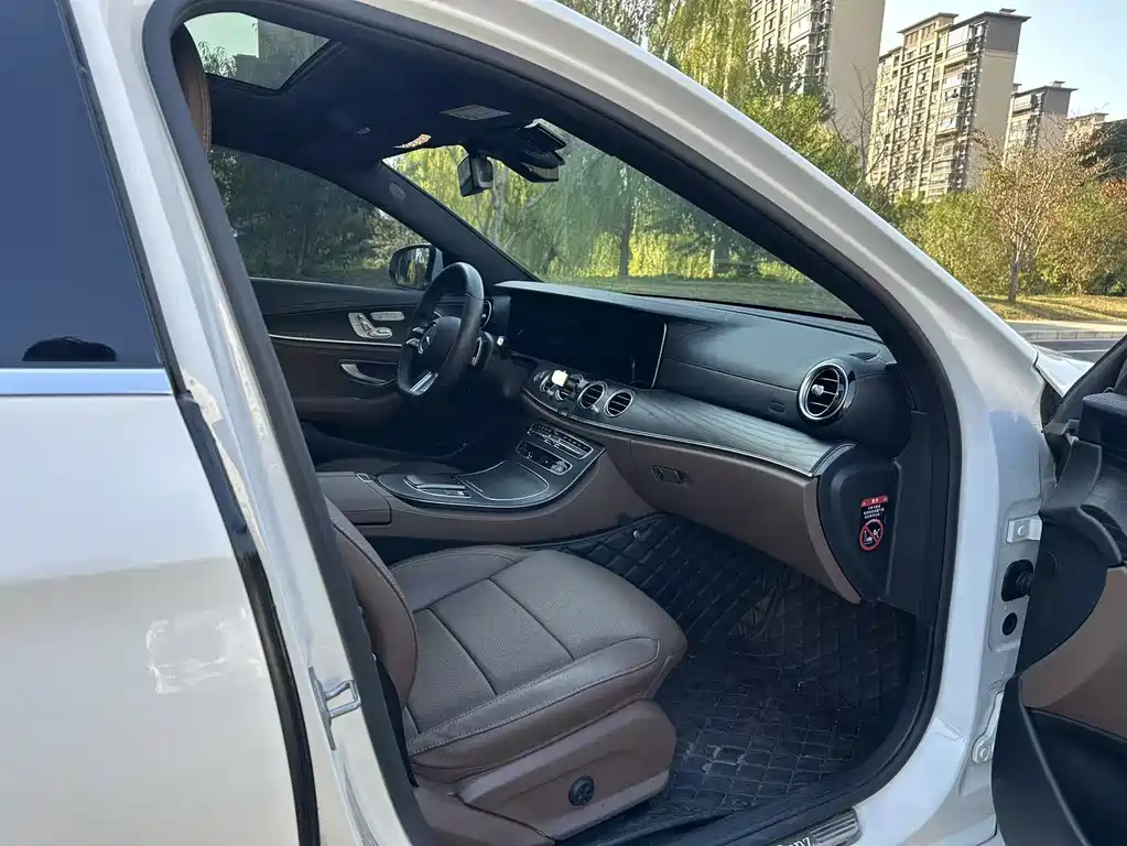 Mercedes-Benz E-Class 2021 facelift E 300 L sporty and stylish купить на сайте DeffCars