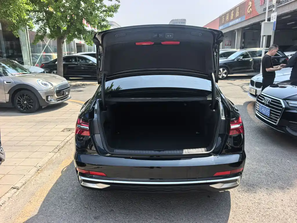 Audi A6L 2023 45 TFSI Premium Dynamic Model купить на сайте DeffCars