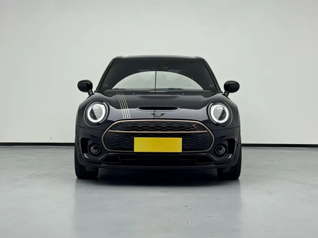MINI CLUBMAN 2023 Final Edition The last gentleman commemorative edition купить на сайте DeffCars