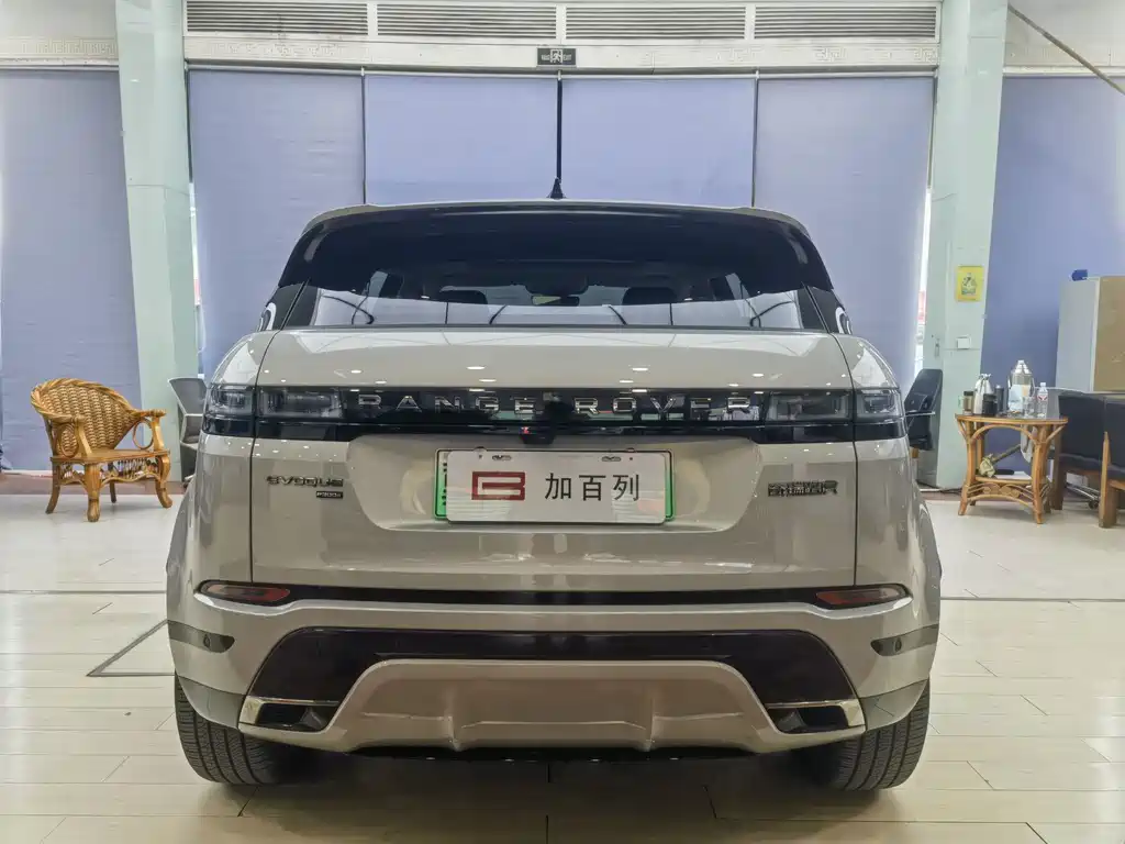 Range Rover Evoque New Energy 2023 Evoque L P300e plug-in electric hybrid version купить на сайте DeffCars