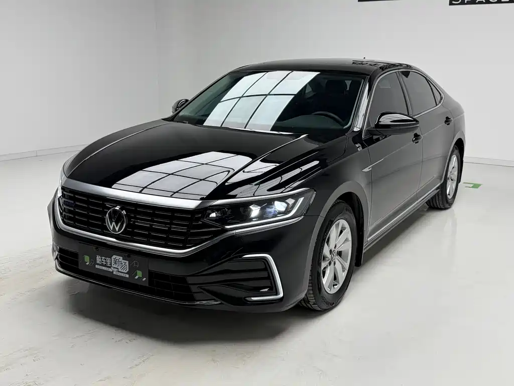 Passat Plug-in Hybrid 2022 430PHEV Hybrid Business Edition купить на сайте DeffCars