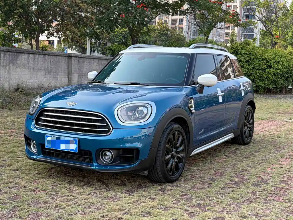 MINI COUNTRYMAN 2019 1.5T COOPER ALL4 Artist Weekend Travel Edition купить на сайте DeffCars