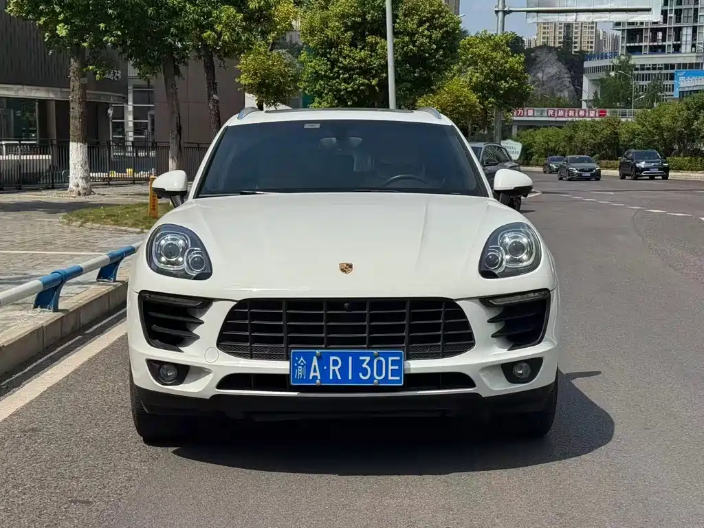 Macan 2014 Macan 2.0T купить на сайте DeffCars