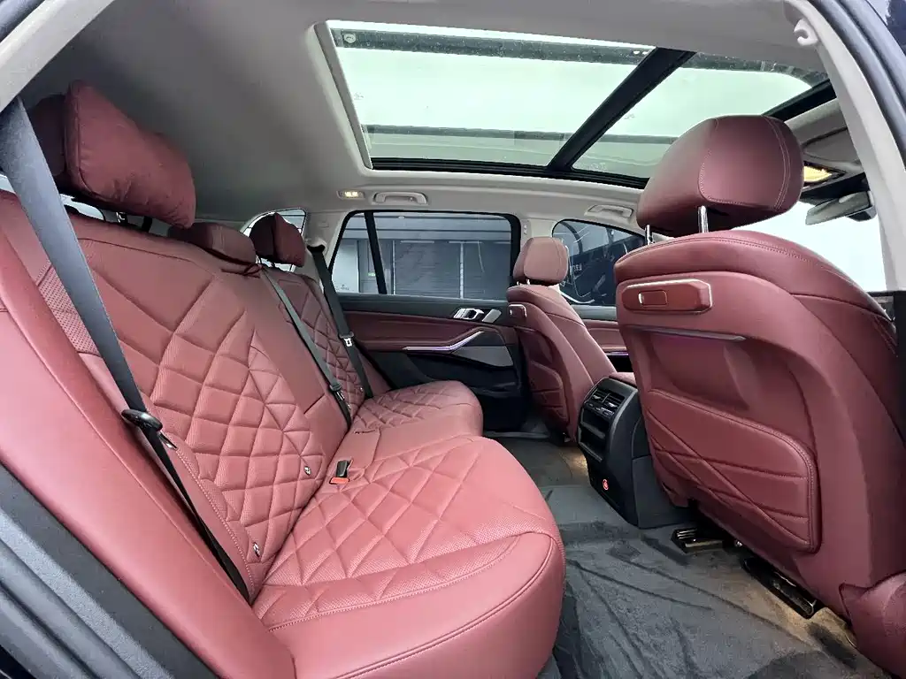 BMW X5 2025 xDrive 30Li Exclusive M Sports Night Package купить на сайте DeffCars