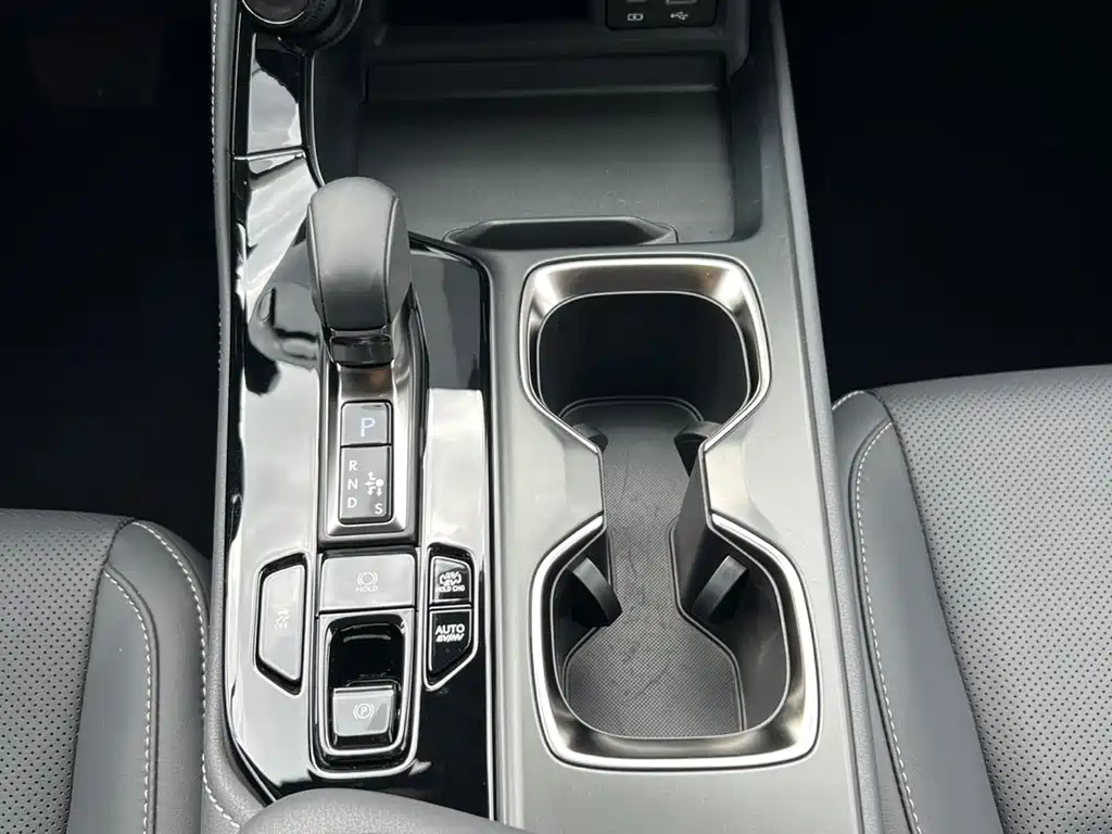 Lexus NX New Energy 2024 400h+ Changyue Edition купить на сайте DeffCars