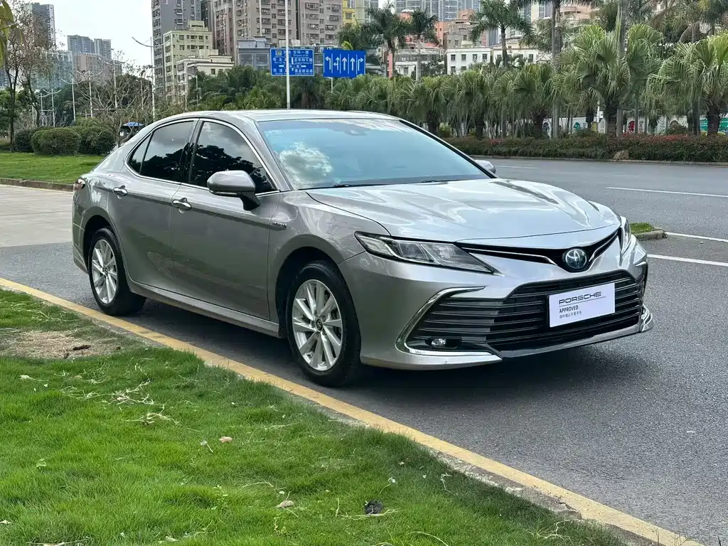 Camry 2021 Dual Engine 2.5HGVP Leading Edition купить на сайте DeffCars