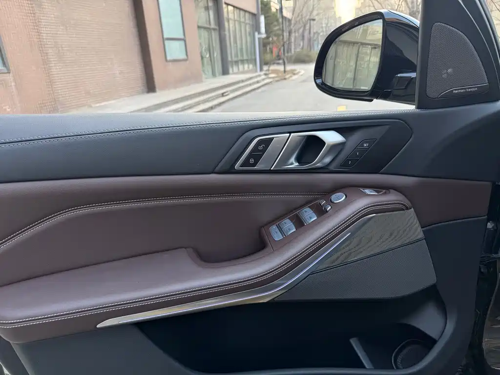 BMW X5 2023 xDrive 40Li M Sports Night Package купить на сайте DeffCars