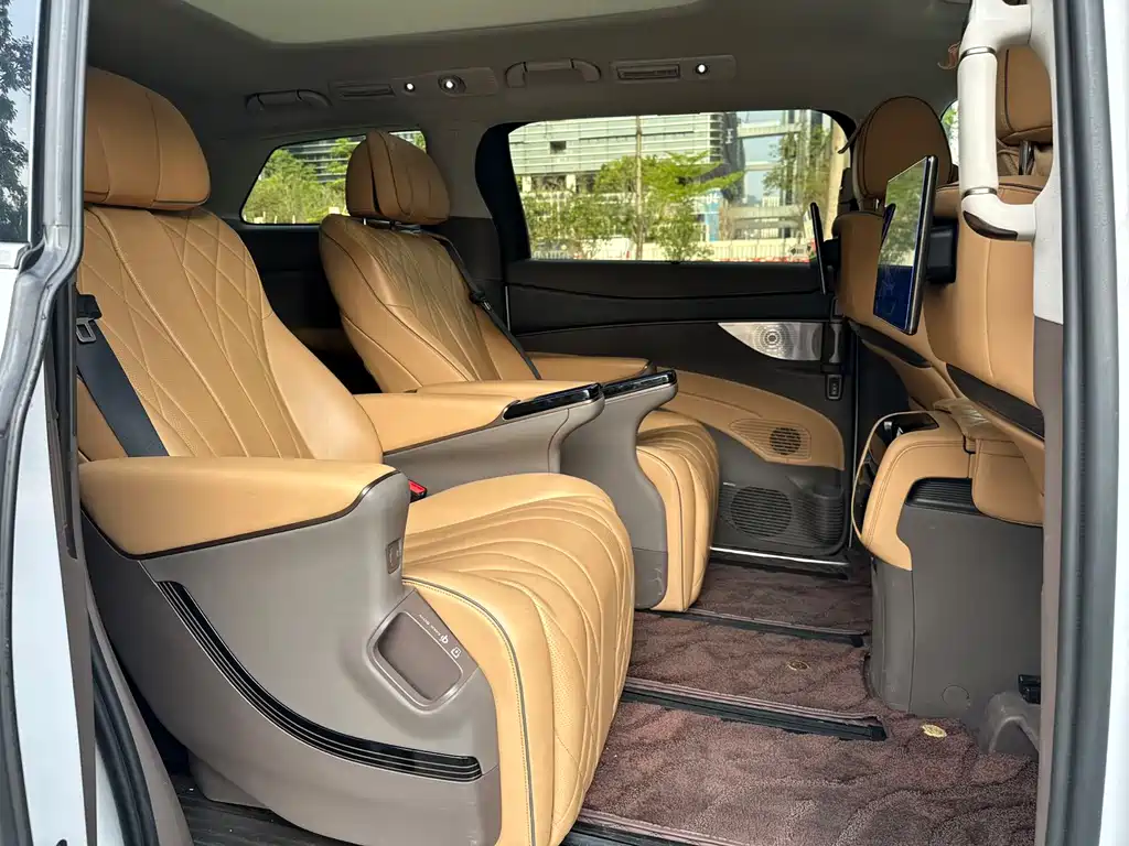 Denza D9 2022 DM-i 970 four-wheel drive premium model купить на сайте DeffCars