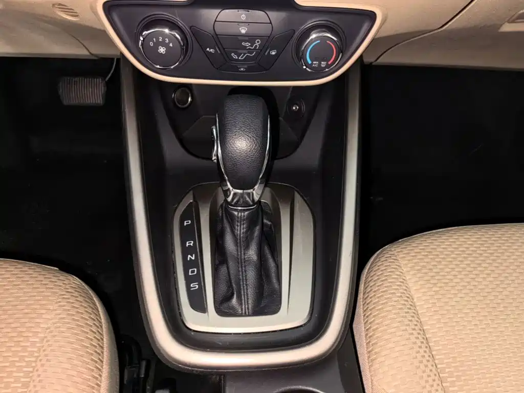 Forex 2015 1.5L automatic comfort model купить на сайте DeffCars