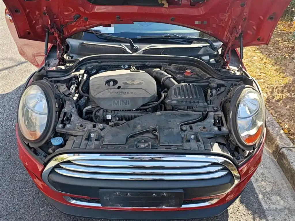 MINI 2016 1.2T ONE Avant-Garde купить на сайте DeffCars