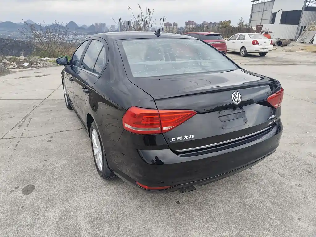 Lavida 2015 230TSI DSG Comfort Edition купить на сайте DeffCars